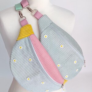 Pastell Cord Hipbag Bauchtasche Daisies - Rosa oder Mint image 12