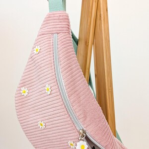 Pastell Cord Hipbag Bauchtasche Daisies - 2 Farben