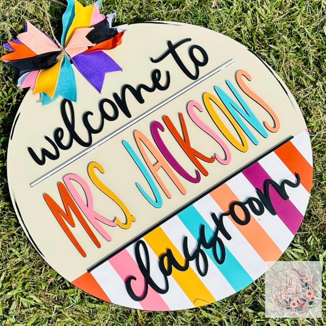 Welcome to Teachers Classroom Door Hanger, Personalized Teacher Door ...