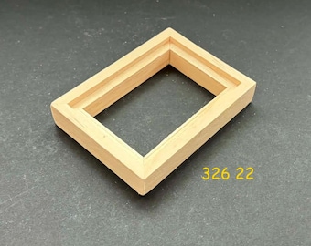 Float frame for 2 1/2 x 2 1/2 x 1/8" art