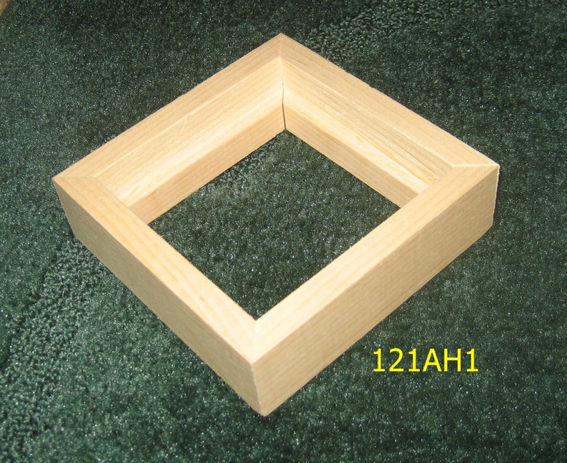 Float frame for 4x4 canvas