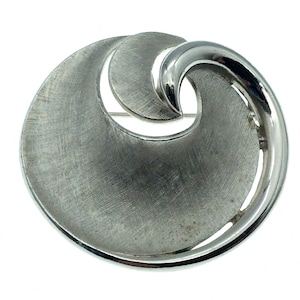 Vintage Trifari Silver Finish Brushed Wave Brooch, 1950s Collectible Circle Pin, Signed, FREE SHIPPING!