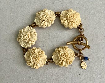 Vintage Bracelet, Lucky Brand, Signed Lucky Brand, Cream, Gold Tone, Off White Toggle Clasp, Flowers, Floral, Boho