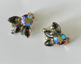 Vintage Earrings, Olive Green Orange AB Earrings, Rhinestone, Unsigned Earrings, 1950s, Clip, Stunning