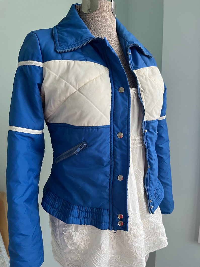Vintage Ski Coat, Ski Jacket, Blue Jacket, Topher Jacket, Ladies Ski Coat, Blue White Coat, Mid Century Clothing, 1960s, 1970s image 6