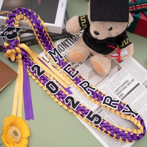 Corona de graduación con nombre personalizado, regalo de graduación de 2025, corona de cinta hecha a mano, recuerdo de graduación, corona tejida con nombre, regalos de graduación