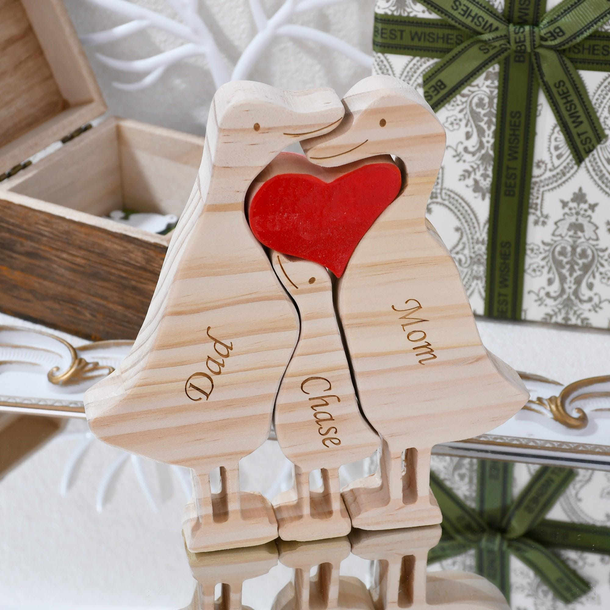 Animal Family Decor, Wooden Duck Family Puzzle, New Mom Gift, Wood Duck Statue, Anniversary Gift for Mom Grandma Couples, Mother's Day Gift