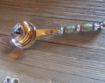 BEADED SCOOP - Mood Bead Color Change Herb Scoop, Use for bath salts, coffee spoon, loose tea measuring spoon, tablespoon measure