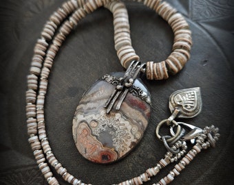 Banded Shell and Agate Pendant Stone Necklace