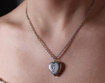Vintage Etched Sterling Silver Heart Locket Necklace