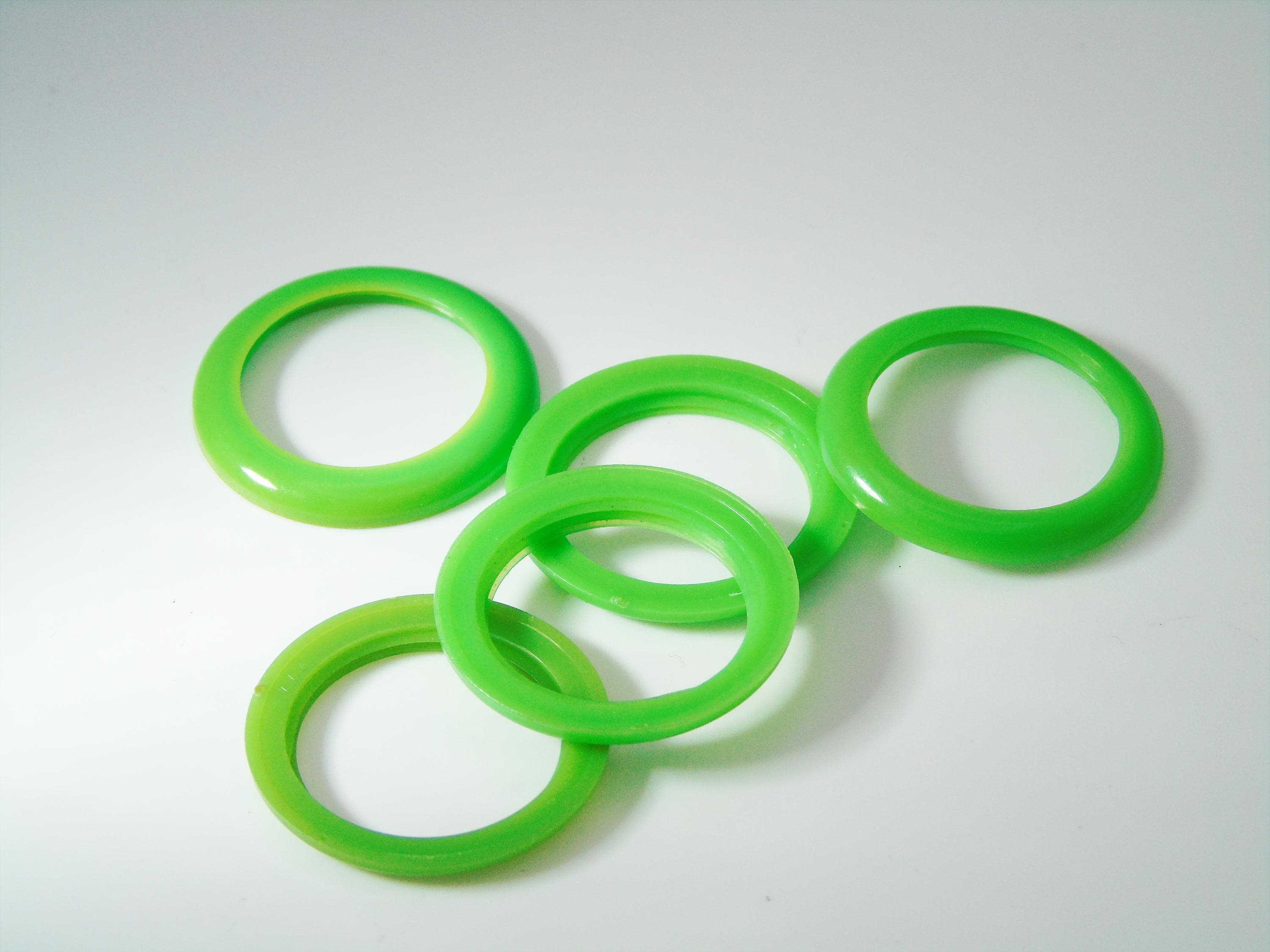 Genuine Gucci Watch Bezel – Green Plastic, Fits 1100 & 11/12 