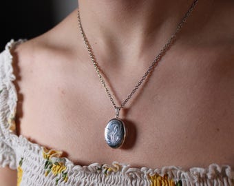 Vintage Etched Sterling Silver Oval Locket Necklace