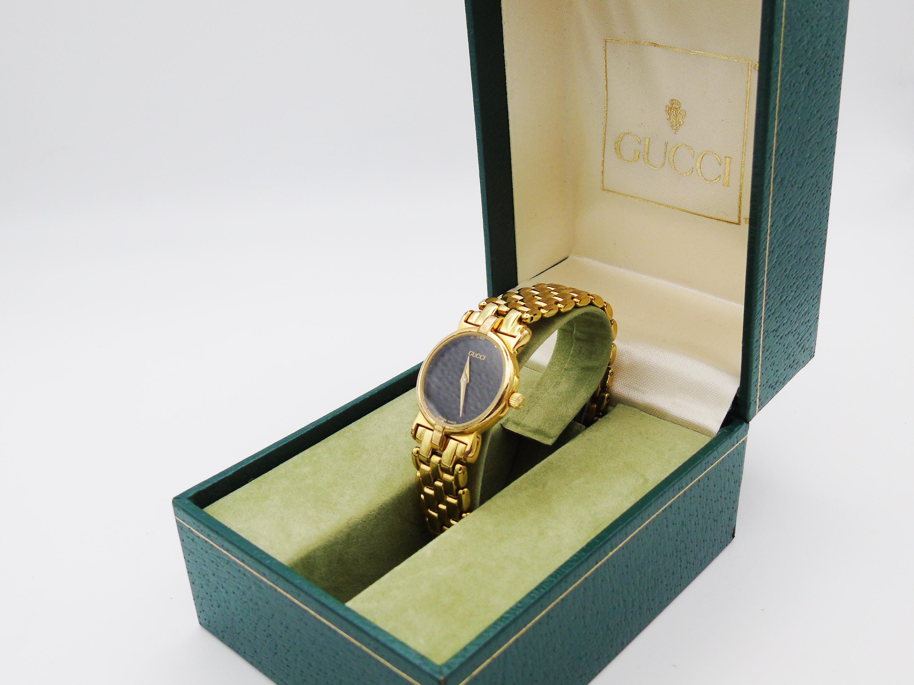 Gucci 3400 L Gold Plated Bracelet Watch with Mother-of-Pearl Dial WTS] Gucci 3400M | Mother of Pearl Dial ? | 18kt Gold  main image 3