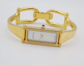 Working Gucci Ladies Gold Watch in Box – Stunning Gucci 1500L Model with Tank Watch Face & Mother of Pearl Dial  very small wrist
