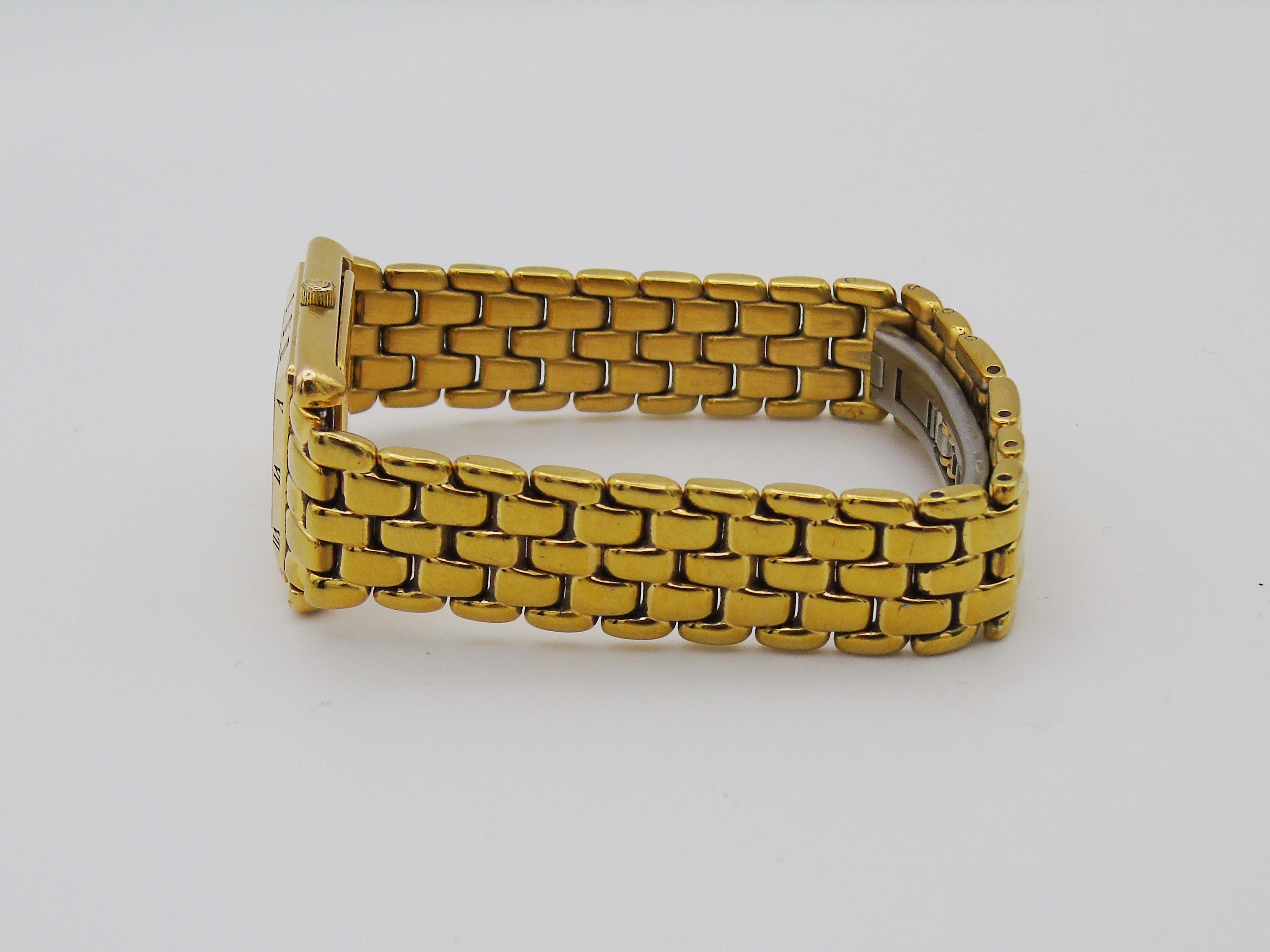 稼働品！グッチ♦︎4200L♦︎レディース腕時計 Gucci 4200L Ladies Gold Tank Watch – Rare Gold Dial, New Battery