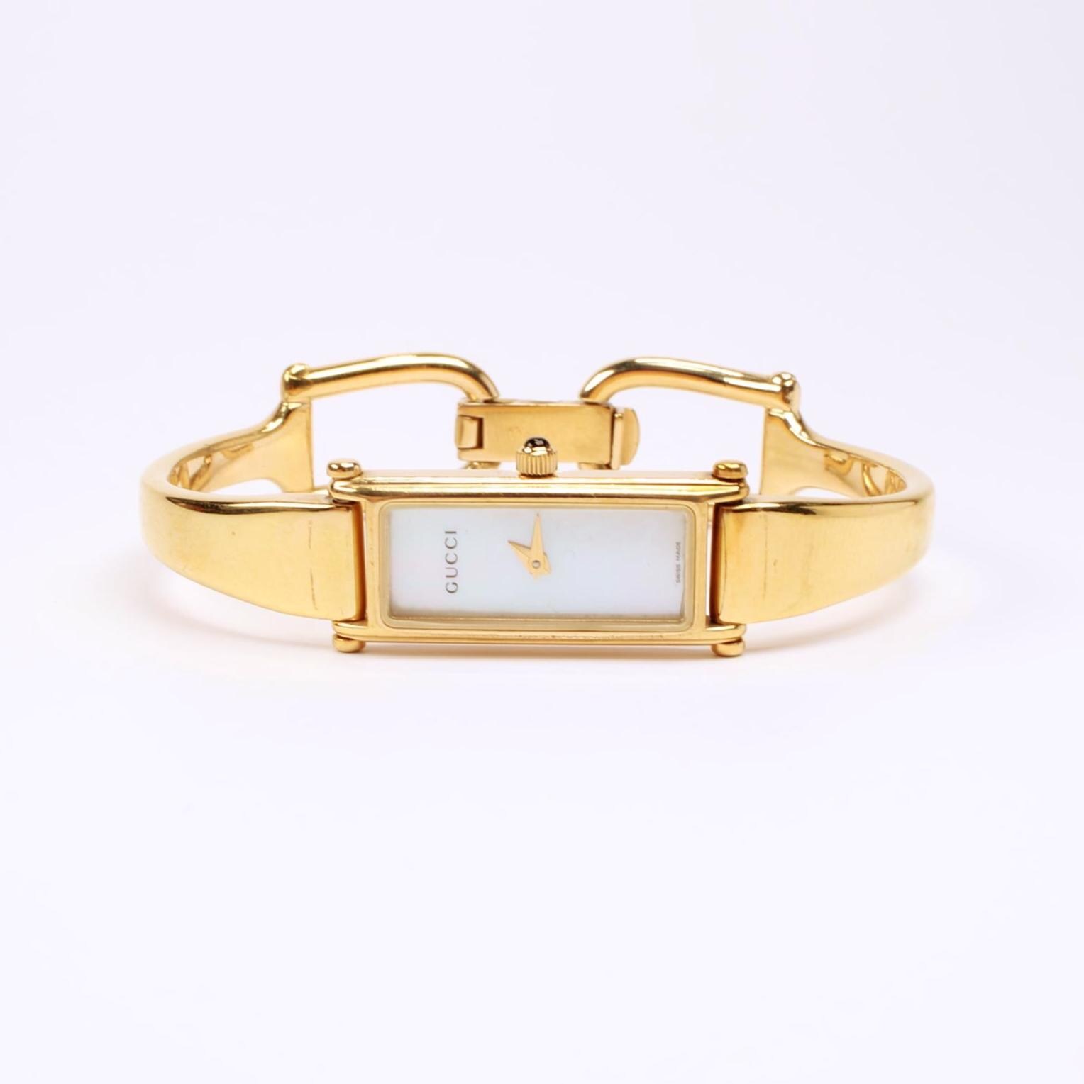 ✨ Authentic Gucci 1500L Women’s Watch Sold out ❌ Iconic vintage Gucci ladies main image 3