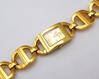 Reloj Christian Dior para mujer – Reloj chapado en oro con caja, documentación y correa adicional.