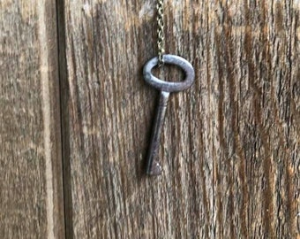 Skeleton Key Steampunk Recycle UpCycle Vintage Jewelry