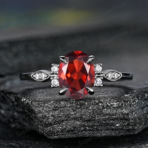 Antique Oval Shaped Garnet Engagement Ring Black Gold Minimalist Wedding Rings For Women Red Garnet Birth Anniversary Rings Gifts For Her