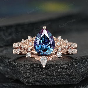Pear Alexandrite Engagement Ring Set Vintage Leaf Floral Nature Inspired Wedding Rings Gifts 14k Gold Moissanite Cluster Anniversary Rings