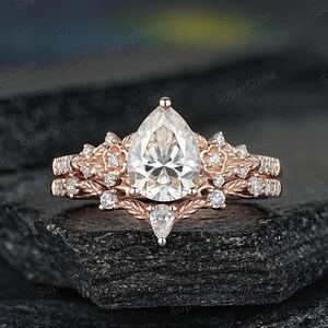 Pear Shape Moissanite Leaf Floral Engagement Ring Set Vintage 14k Gold Leaf Nature Inspired Promise Rings For Women Custom Anniversary Rings