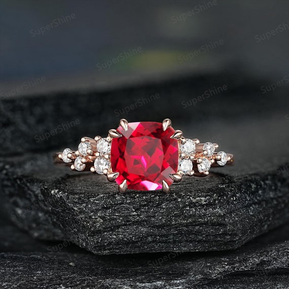Anillo de compromiso con rubí rojo de talla cojín vintage Anillo