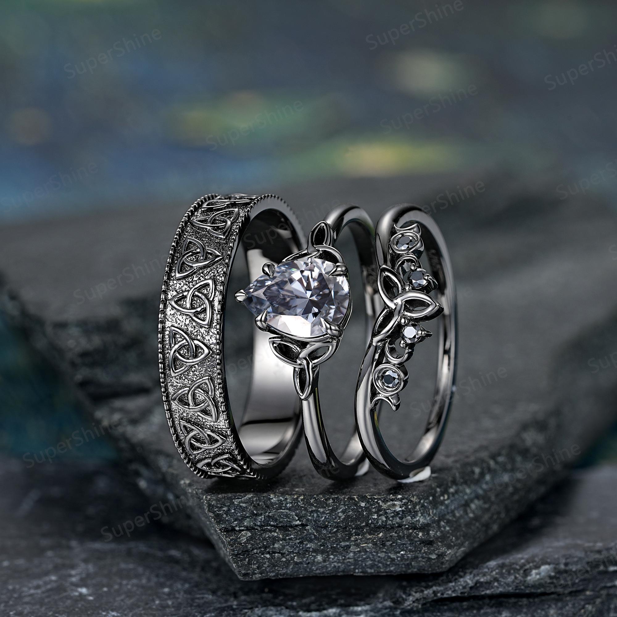 Gothic Black Gold Couple Ring Set Custom Celtic Knot Mens Wedding Band Norse Viking Wedding Ring For Women And Men His and Hers Promise Ring