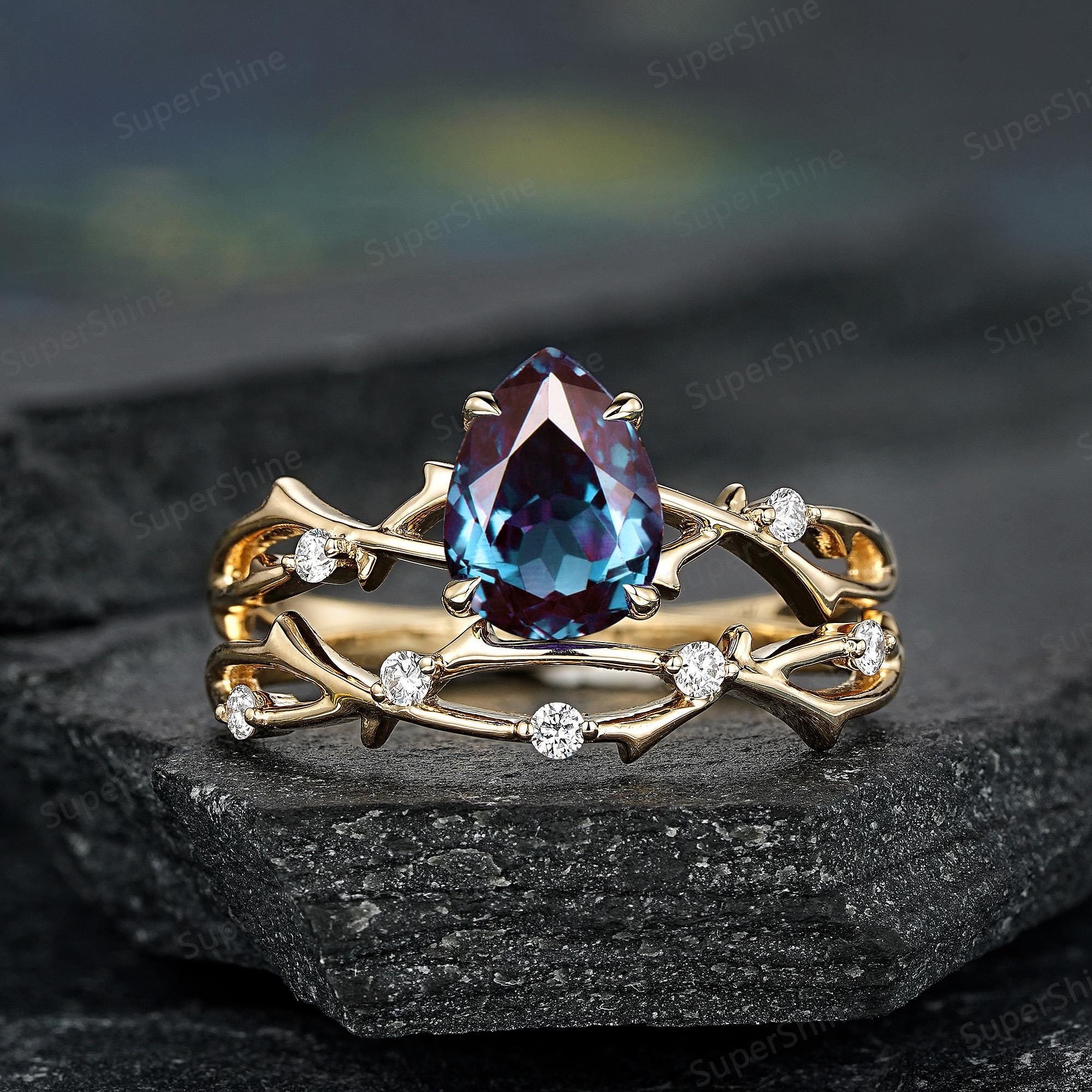 Pear Alexandrite Engagement Ring Set, Vintage Yellow Gold Twig