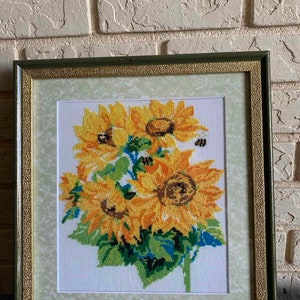 embroidered picture with threads,new finished embroidered painting,picture in frame,nice gift idea,wall home decor,counting cross,sunflowers