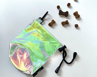 Reflective Dog Treat Pouch – Waterproof Training Treat Bag with Clip & Drawstring, Night Visibility Accessory