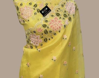 Geborduurde sari . van organza-banarasi: designer bruiloftssari