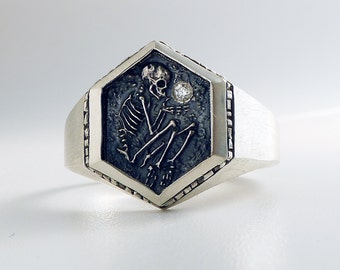 Shallow Grave Signet Ring w/ White DIamond