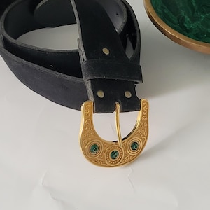 Vintage Charles Garre Black velvet leather Belt with goldtone and green buckle size  24 to 28inches