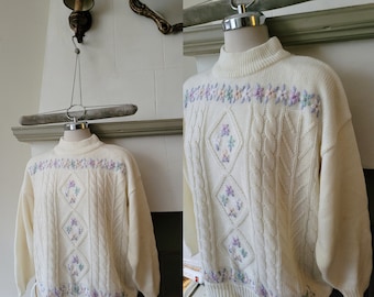 vintage white  knit Sweater cable floral embroidery pullover size L