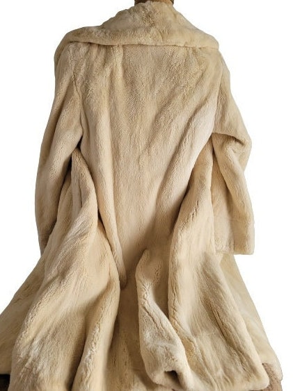 Holt Renfrew Fur - Etsy