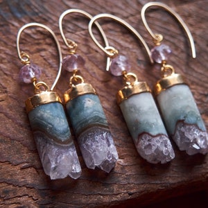 Pendientes de cristal de amatista en bruto: joyería bohemia bañada en oro de 14 quilates