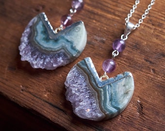 Collar de amatista en bruto: joyería bohemia de péndulo en plata de ley