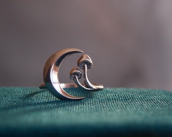 Crescent moon & mushroom ring, Witch ring, Silver celestial moon jewelry, Nature statement ring, Woodland forager ring, Lunar magic mushroom