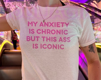 Camiseta para bebé con el mensaje "Mi ansiedad es crónica" / Camiseta para bebé estilo Y2K / Camiseta con gráficos divertidos / Estética retro de los años 2000 / Camiseta para niña / Camiseta icónica para mujer para bebé