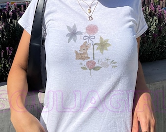 Camiseta de bebé con ciervo floral: top corto coqueto estilo cottagecore Y2K, camiseta Fairycore en tonos pastel suaves, camiseta de animales adorable para mujer, estética primaveral, adorable