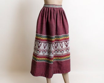 Vintage Guatelmalan Skirt - Embroidered Bird Border Print in Maroon Burgundy and White - Midi Length - 28" Waist