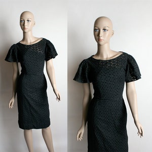 Vintage 1950s Wiggle Dress - Black Eyelet Jerry Gilden Flutter Sleeve Hourglass Bombshell Party Dress - Small