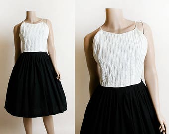 Vintage 1950s Dress - Black and White Sundress - Pintuck Bodice - Rockabilly Pin-Up Style - Cotton Day Dress - Small XS