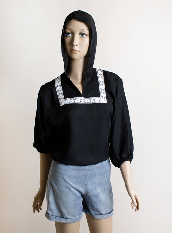 Vintage 1970s Hooded Blouse - Black & White Lace … - image 2