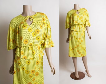 Vintage 1970s Daisy Blouse & Skirt Set - Bright Lemon Yellow Striped Peplum Top and Pencil Skirt - Flouncy Sleeve - Small