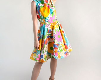 Vintage 1960s Floral Dress - Bright Neon Novelty Flower Print Summer Dress - Large