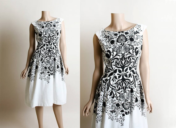 Vintage 1950s Dress - Novelty Print Floral Explosi