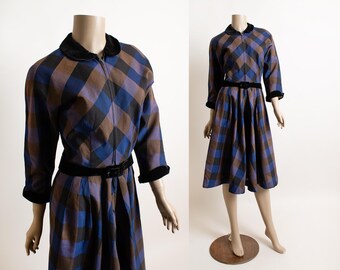 Vintage 1950s Dress - Blue Brown Plaid 50s Mid Century Kane Weill Full Pockets Skirt Velvet Collar Classic Front Zip - Small