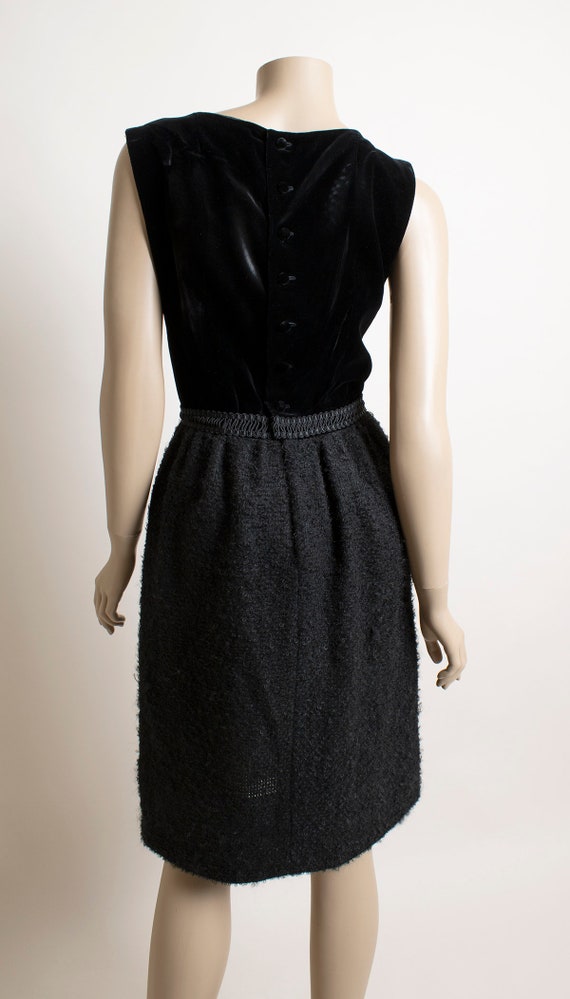 Vintage 1960s Black Velvet Cocktail Dress by Lanz… - image 4