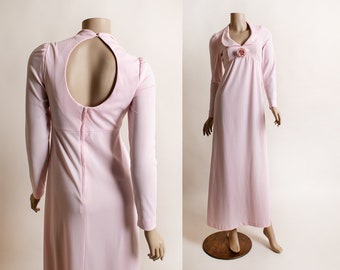 Vintage 1970s Pink Maxi Dress with Open Back - Floor Length Long Sleeve Peter Pan Collar Gown - Rose Pastel - Circle Cut Out - Small Barbie